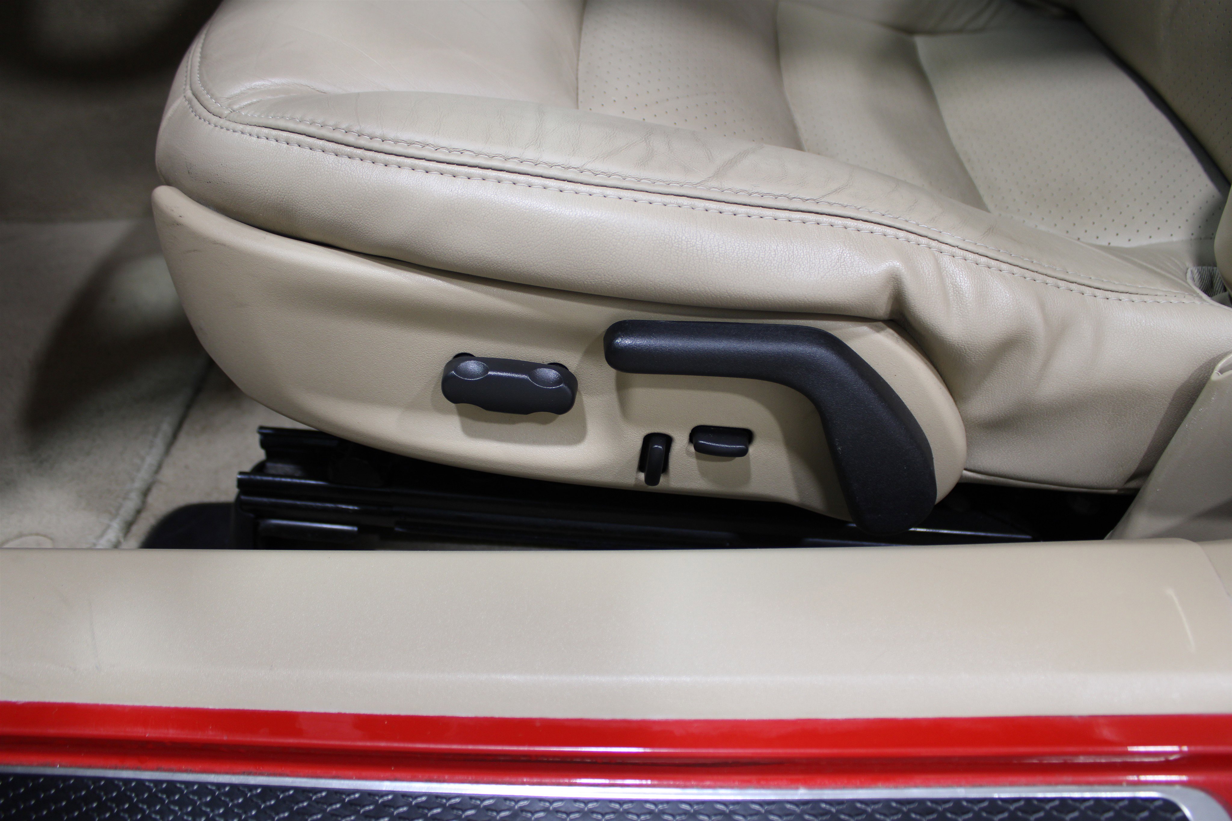 2007 Chevrolet Corvette Convertible 3LT photo 4