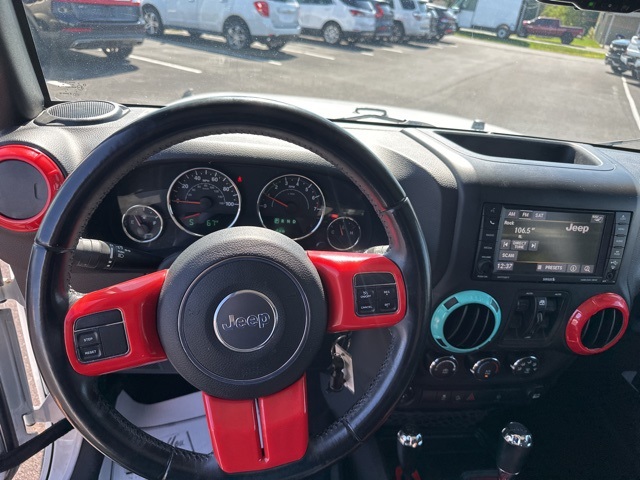 2018 Jeep Wrangler Unlimited Sahara photo 17