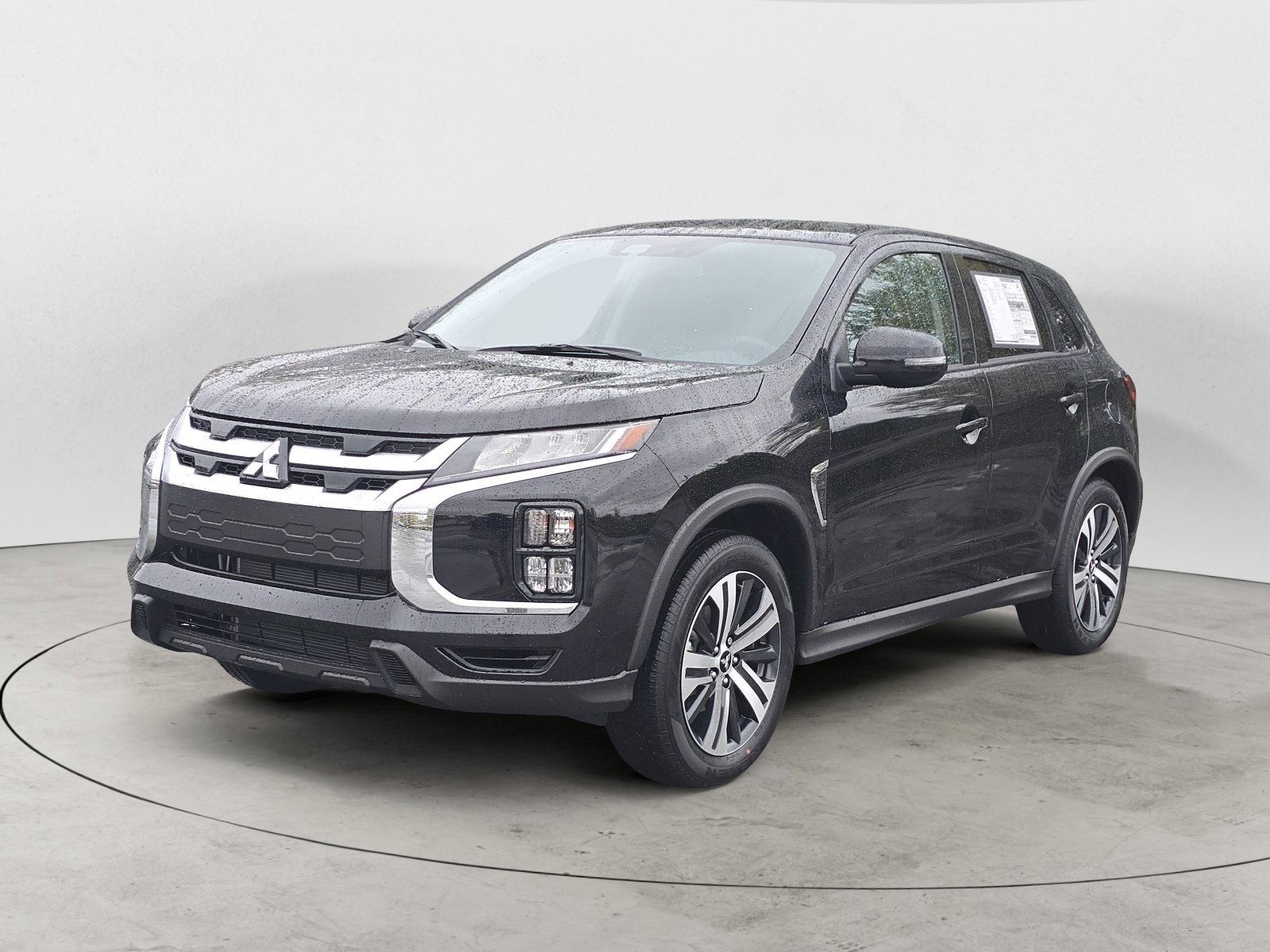 2025 Mitsubishi Outlander Sport SE photo 4