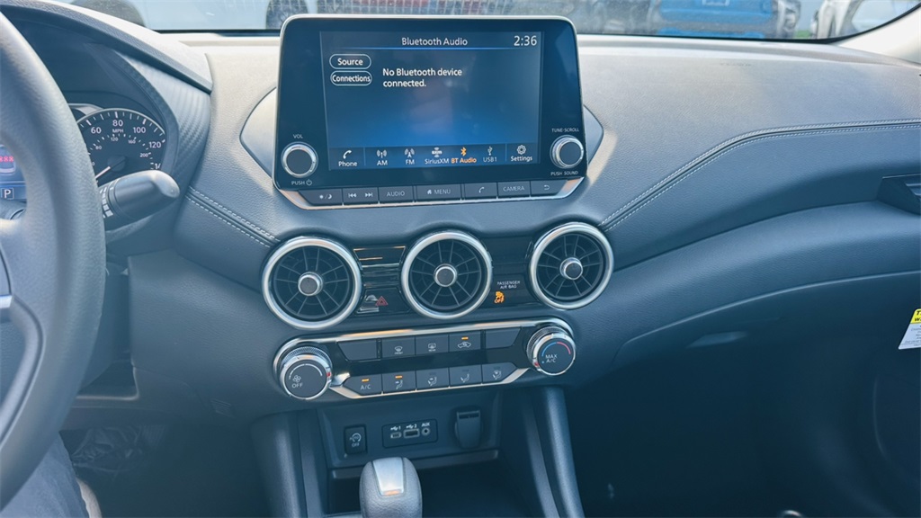 2025 Nissan Sentra SV photo 20