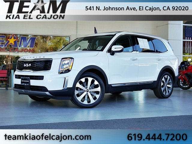 2022 Kia Telluride EX photo 2