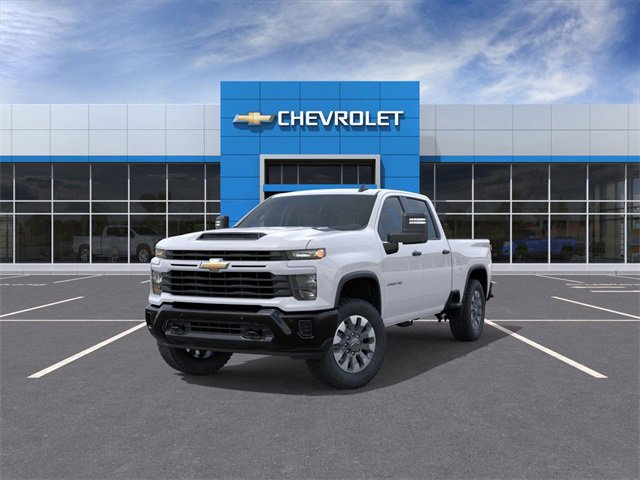 2026 Chevrolet Silverado Custom photo 8