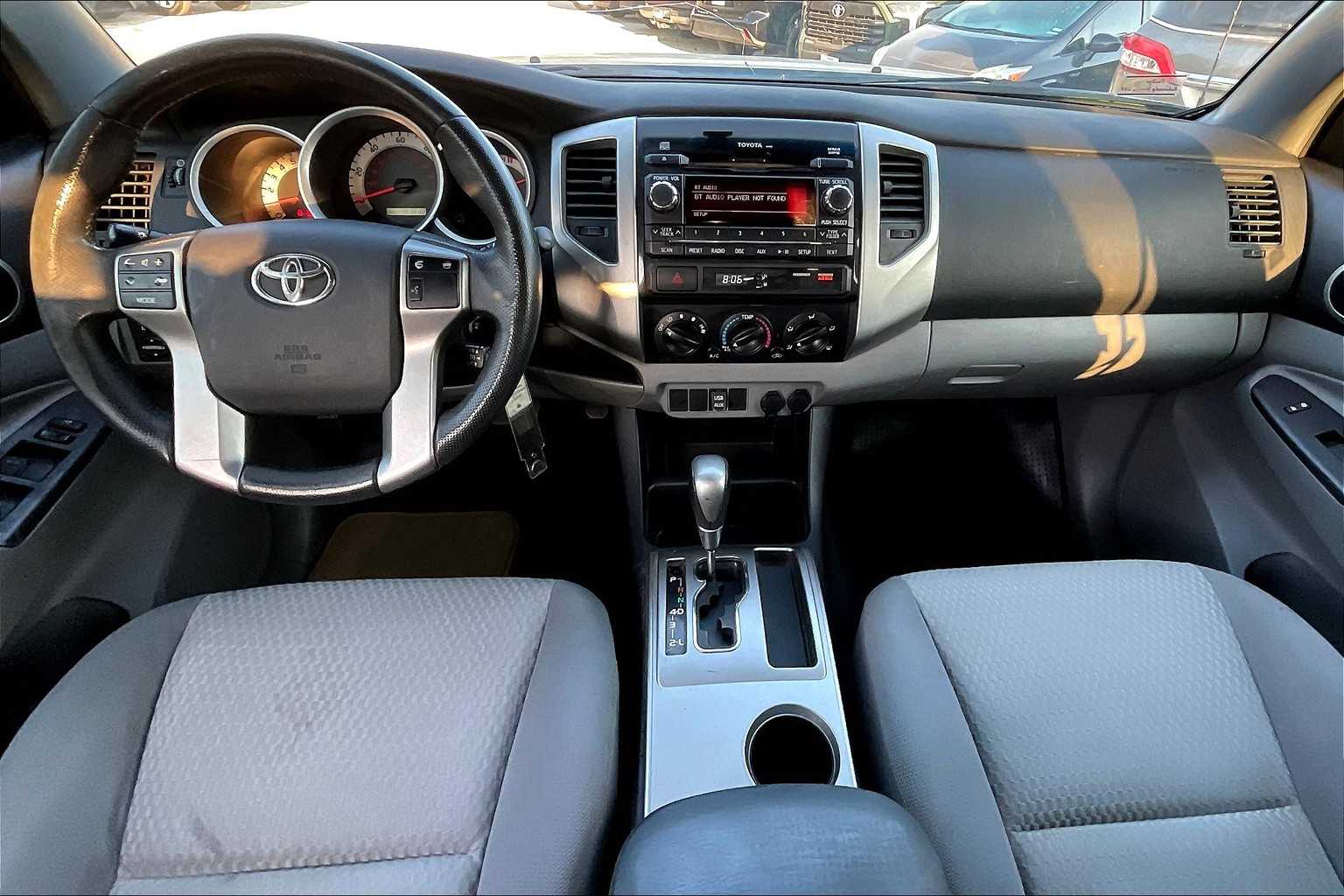 2012 Toyota Tacoma PreRunner photo 13