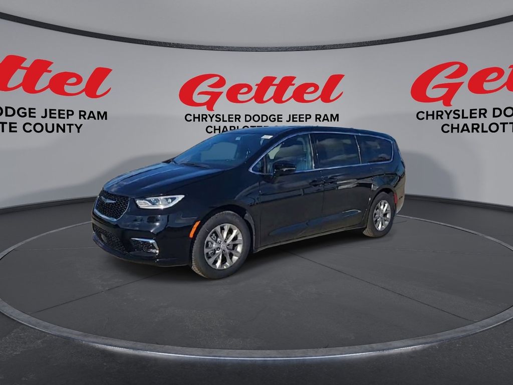 2026 Chrysler Pacifica Limited photo 4