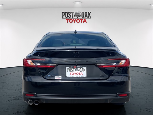 2025 Toyota Camry SE photo 6