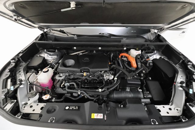 2022 Toyota RAV4 Hybrid XLE photo 4