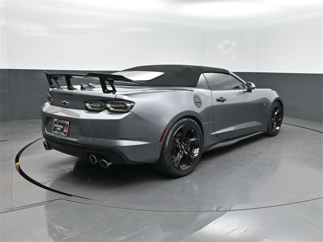 2019 Chevrolet Camaro 2SS photo 23