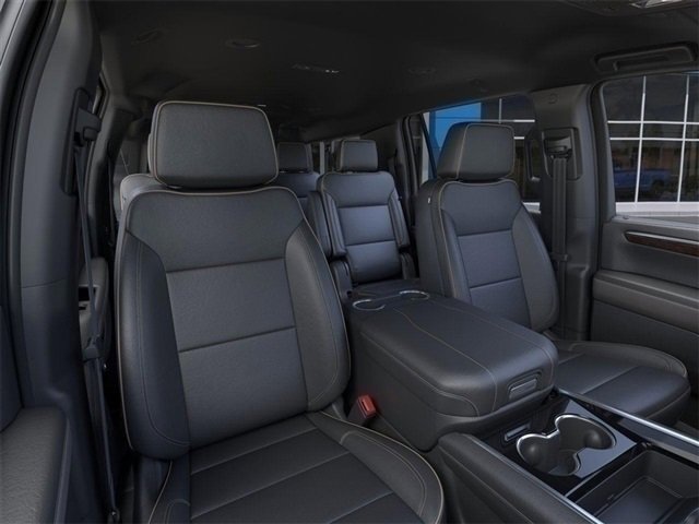 2025 Chevrolet Suburban Premier photo 16