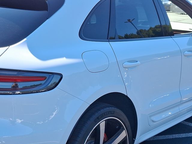 2024 Porsche Macan S photo 10