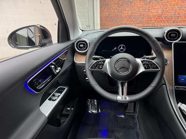 2025 Mercedes Benz GLC 350e 4MATIC photo 13