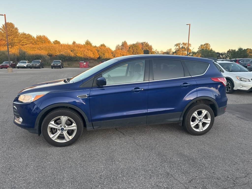 Used 2015 Ford Escape SE with VIN 1FMCU9GX0FUA90370 for sale in Traverse City, MI