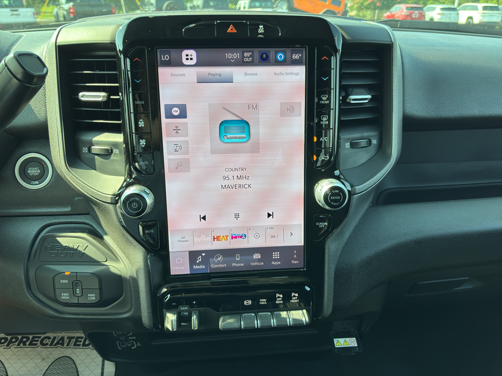 2025 Ram 2500 Tradesman photo 28