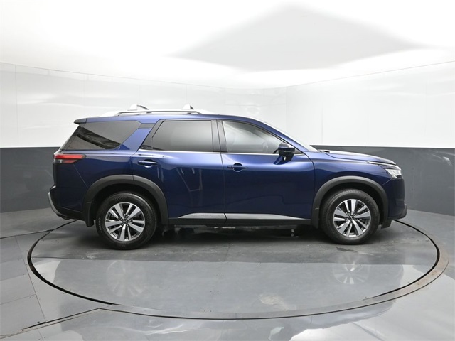 2023 Nissan Pathfinder SL photo 24