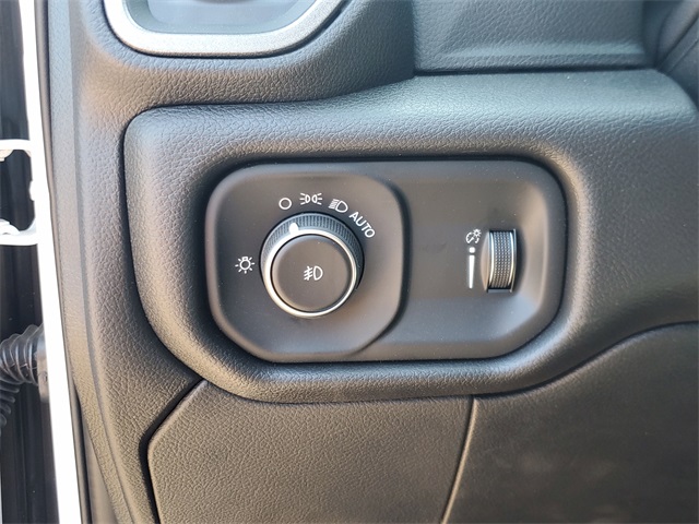 2026 Ram 3500 Tradesman photo 18