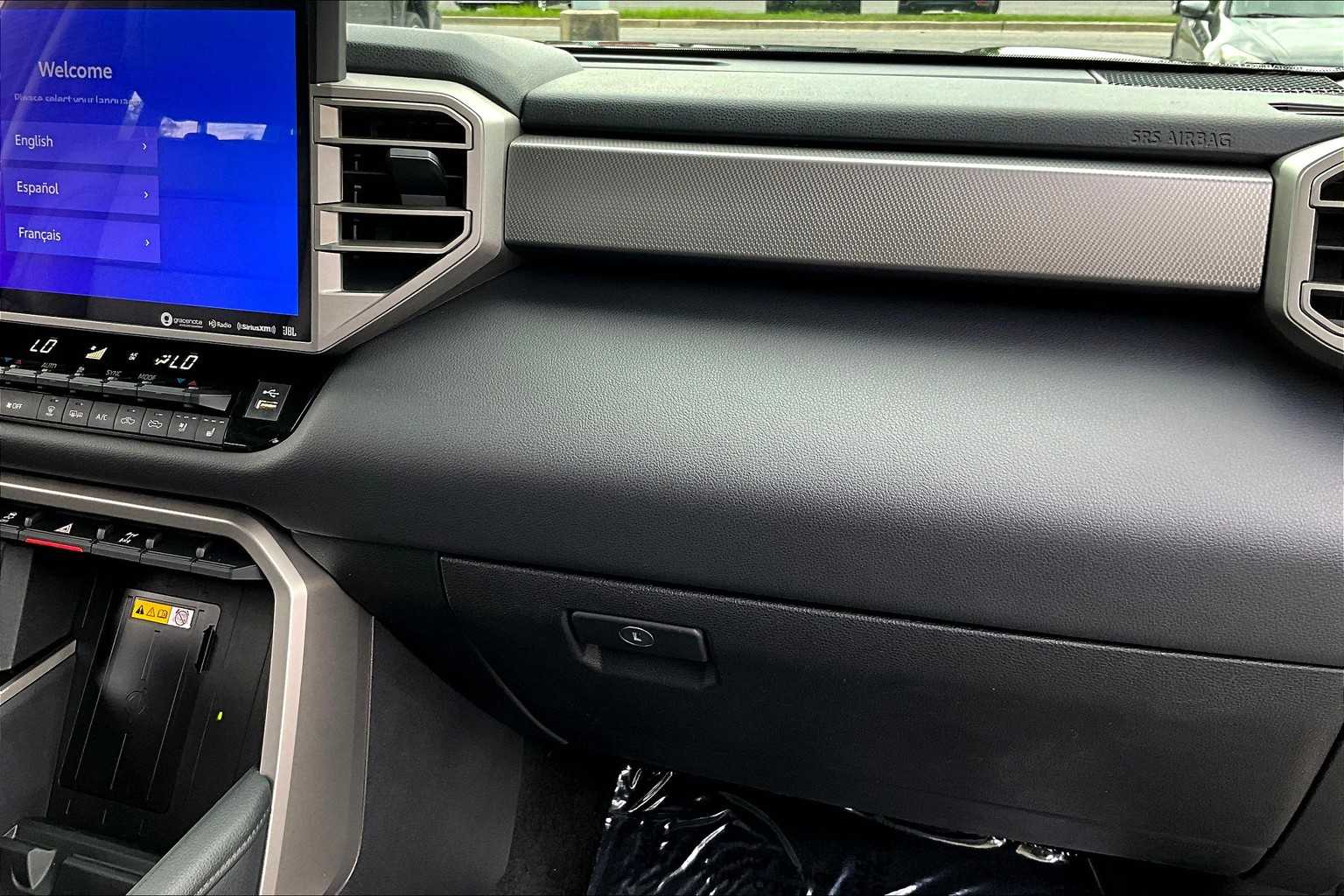 2022 Toyota Tundra Limited Double Cab photo 18