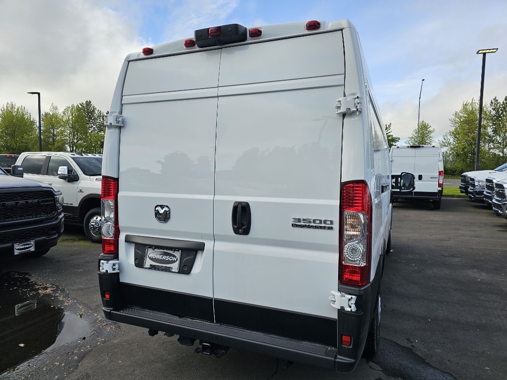 2024 Ram ProMaster 3500 photo 3