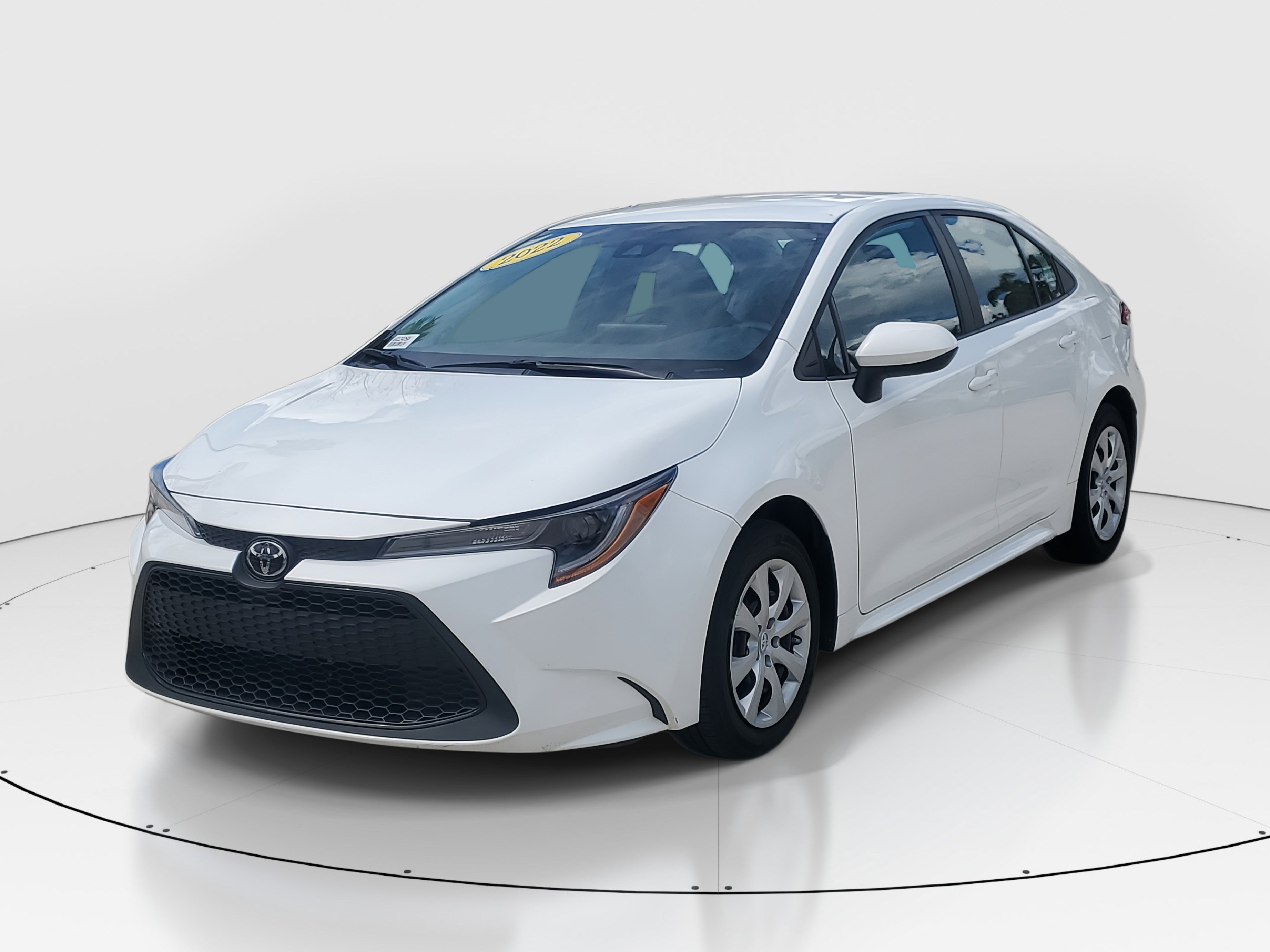 2022 Toyota Corolla LE photo 4