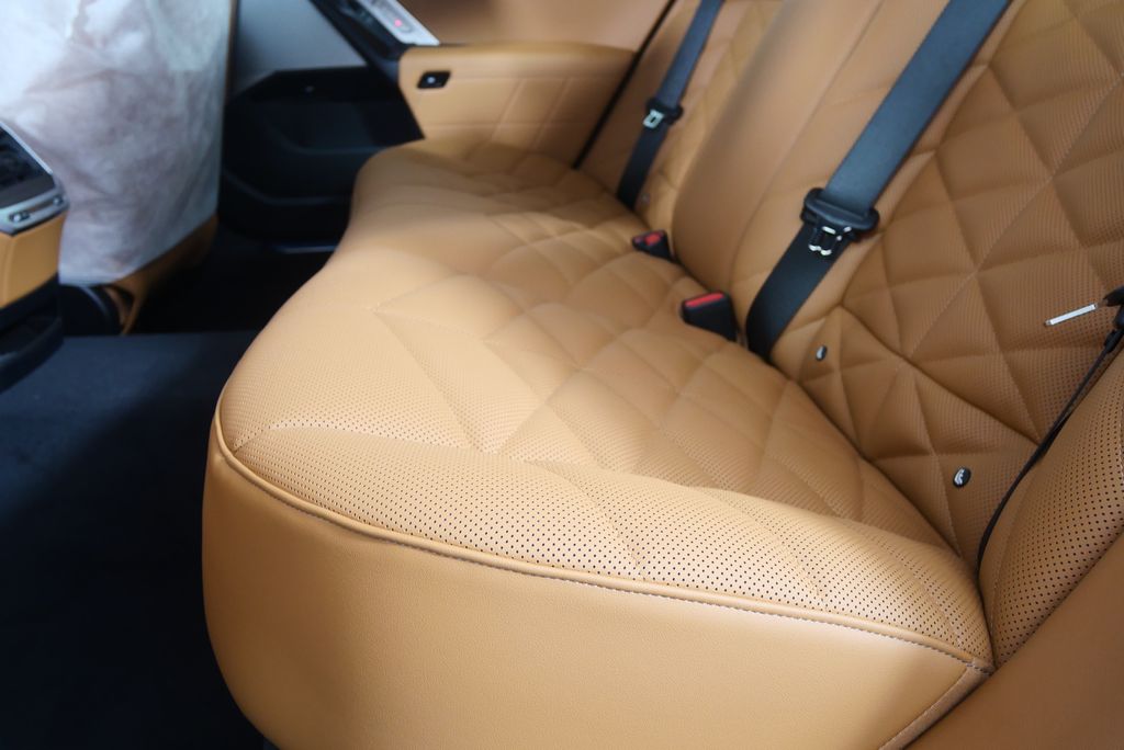 2025 Bmw 740i photo 14