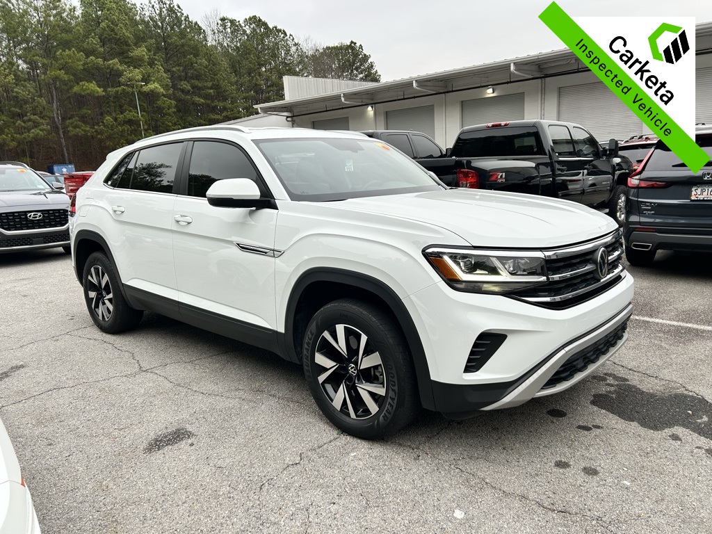 2023 Volkswagen Atlas Cross Sport SE's photo