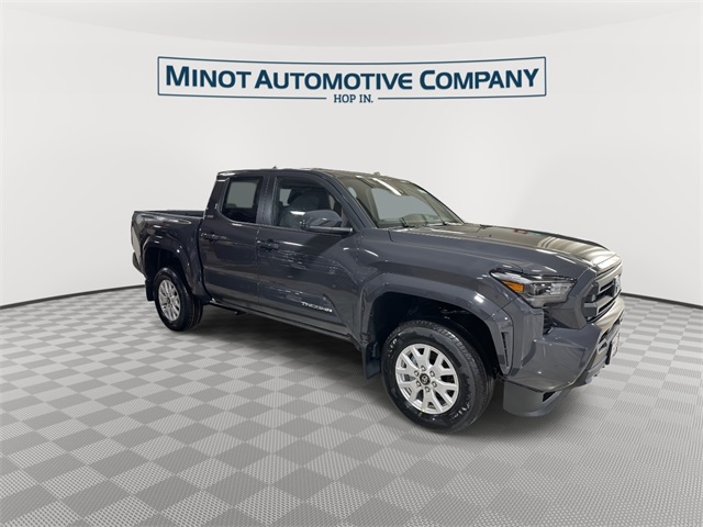 2026 Toyota Tacoma SR5 4x4 photo 2