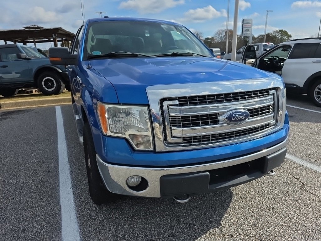 2013 Ford F-150 XLT photo 2
