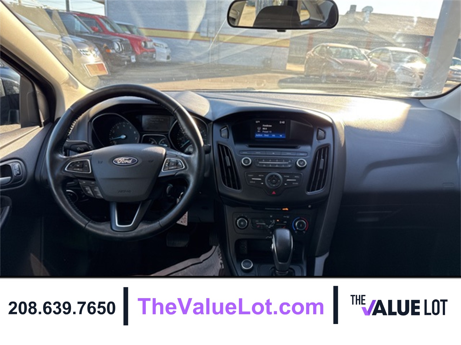 2017 Ford Focus SE photo 13