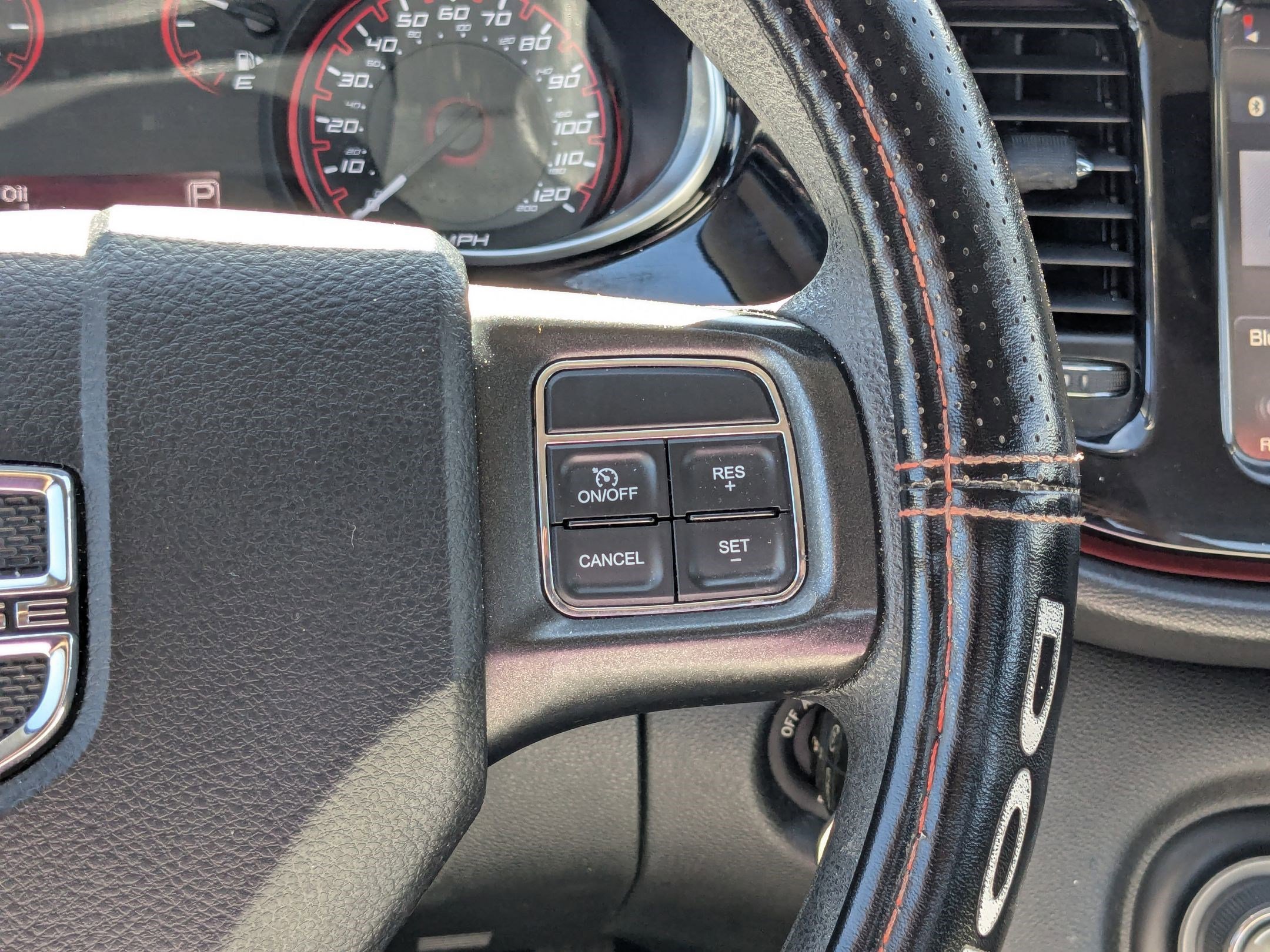 2014 Dodge Dart SXT photo 16