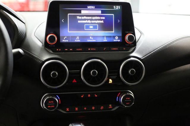 2025 Nissan Sentra SV photo 12