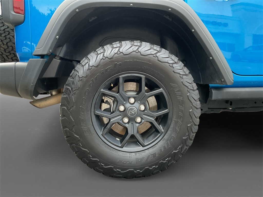 2024 Jeep Wrangler Willys photo 14