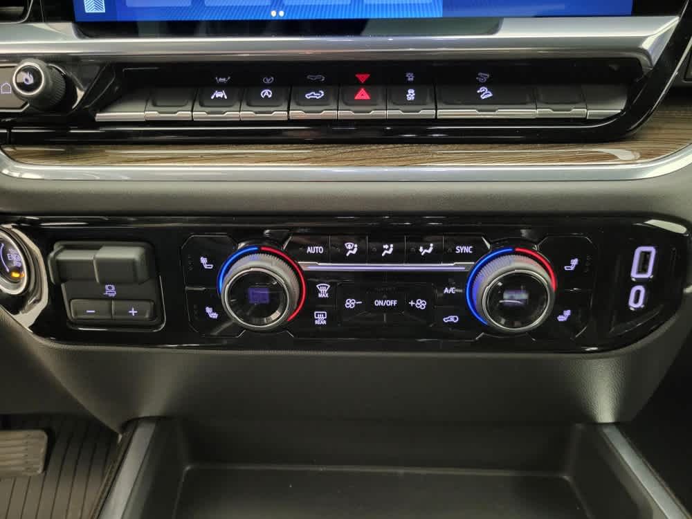 2023 Chevrolet Silverado 1500 LT Trail Boss photo 8
