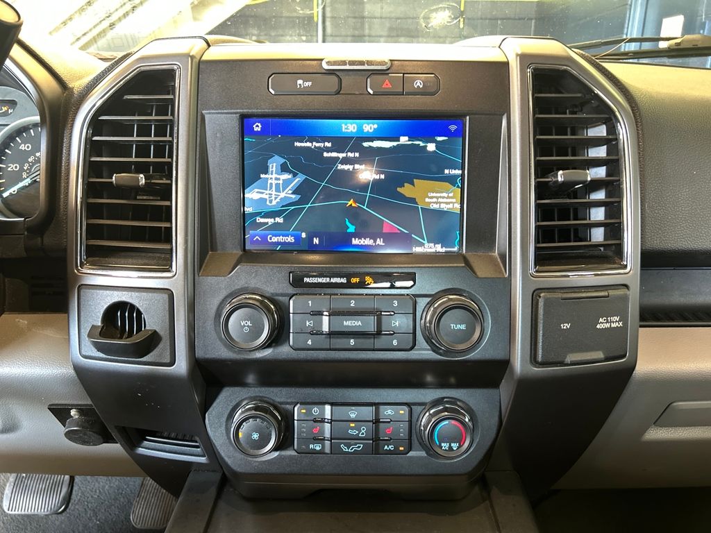 2019 Ford F-150 XLT photo 12