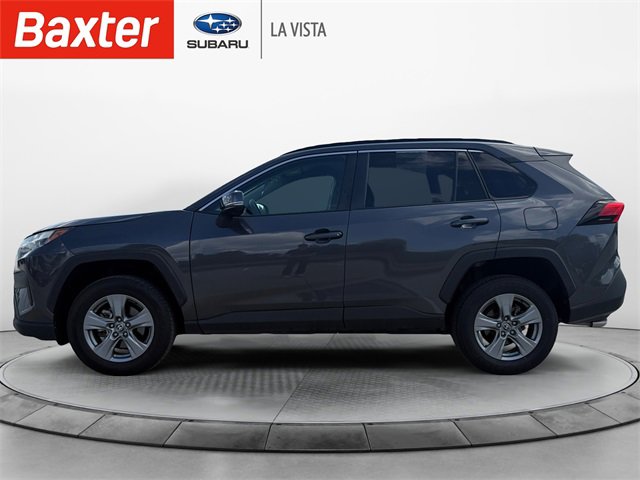2022 Toyota RAV4 XLE photo 4