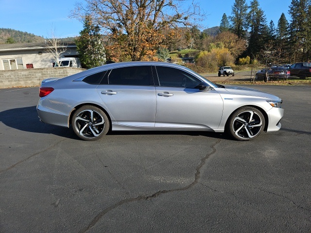2022 Honda Accord Hybrid Sport photo 2
