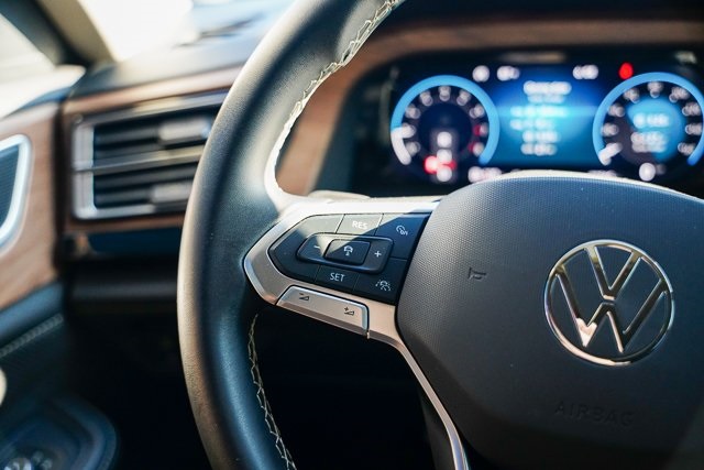 2024 Volkswagen Atlas SE Technology photo 12