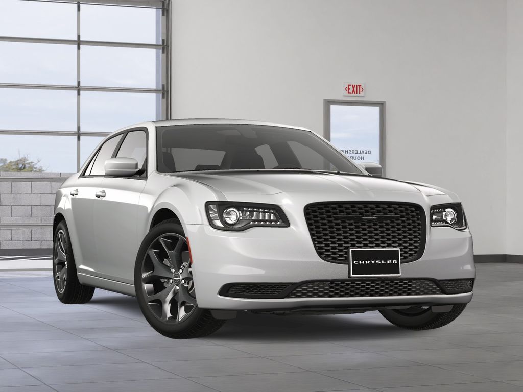 2023 Chrysler 300 Touring photo 5