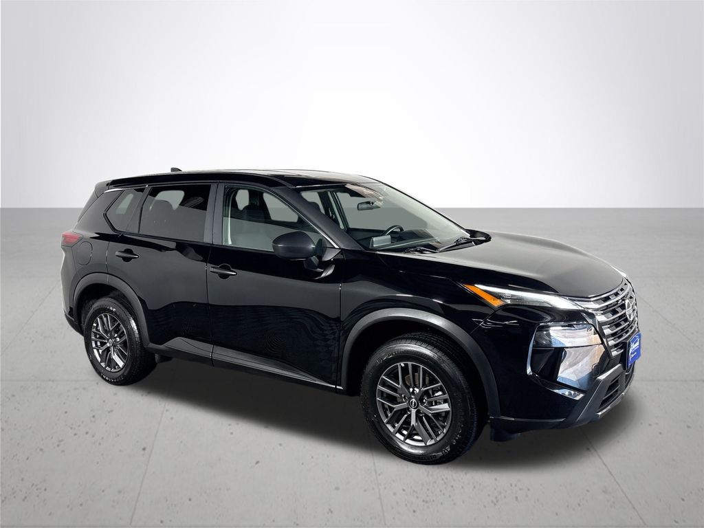 2024 Nissan Rogue S photo 4