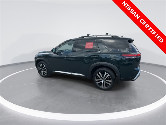 2023 Nissan Pathfinder Platinum photo 6