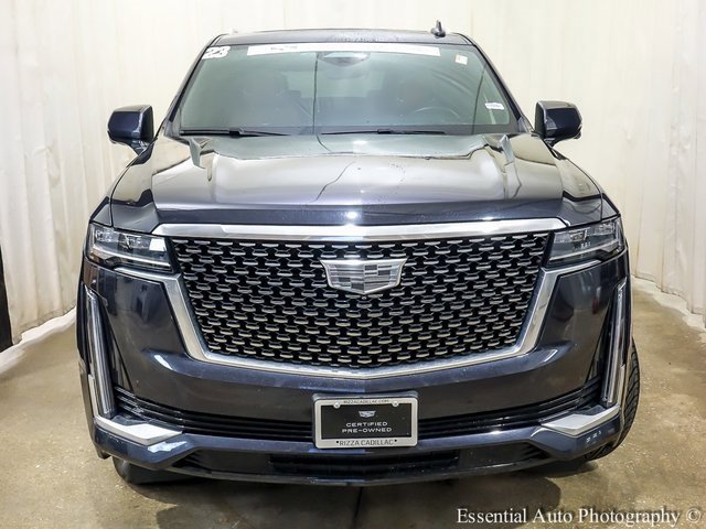 2023 Cadillac Escalade Premium Luxury photo 3