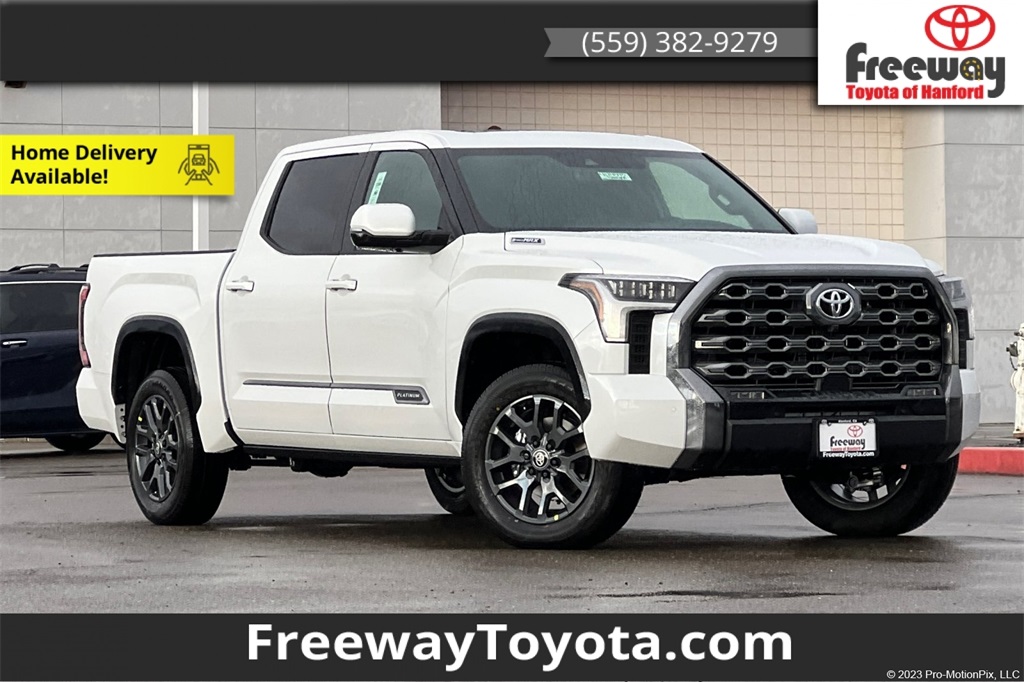 2026 Toyota Tundra Platinum's photo