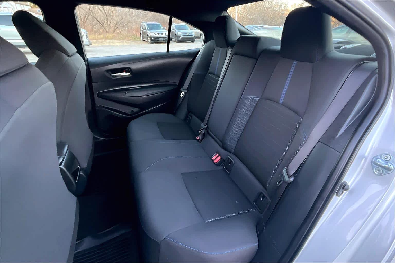 2022 Toyota Corolla SE photo 15
