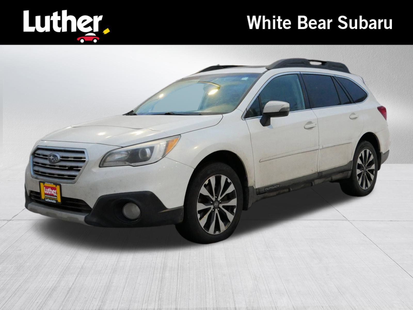 2016 Subaru Outback Limited's photo