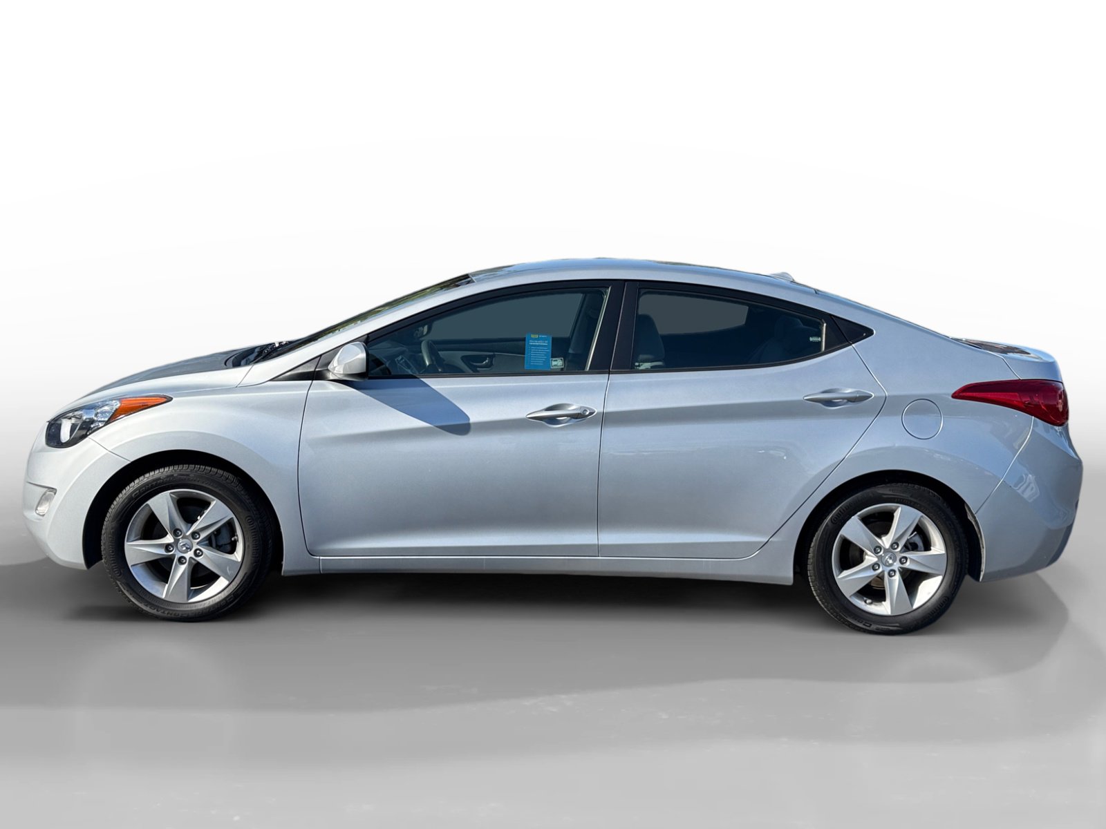 2012 Hyundai Elantra GLS photo 2
