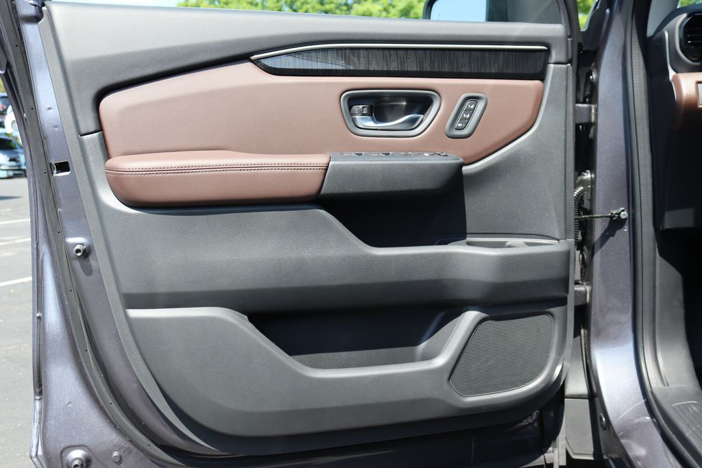 2025 Honda Pilot Elite photo 31