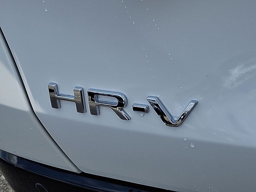 2026 Honda HR-V EX-L photo 5