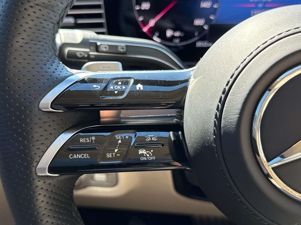 2024 Mercedes Benz GLS 450 4MATIC photo 43