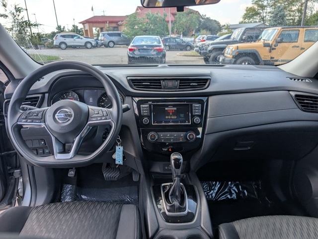 2018 Nissan Rogue S photo 9