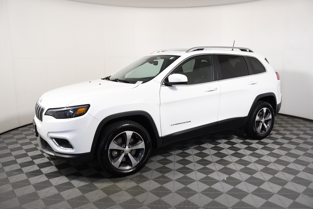 Used 2019 Jeep Cherokee Limited with VIN 1C4PJMDN3KD321194 for sale in Richfield, Minnesota