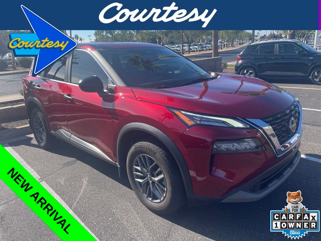 2023 Nissan Rogue S's photo