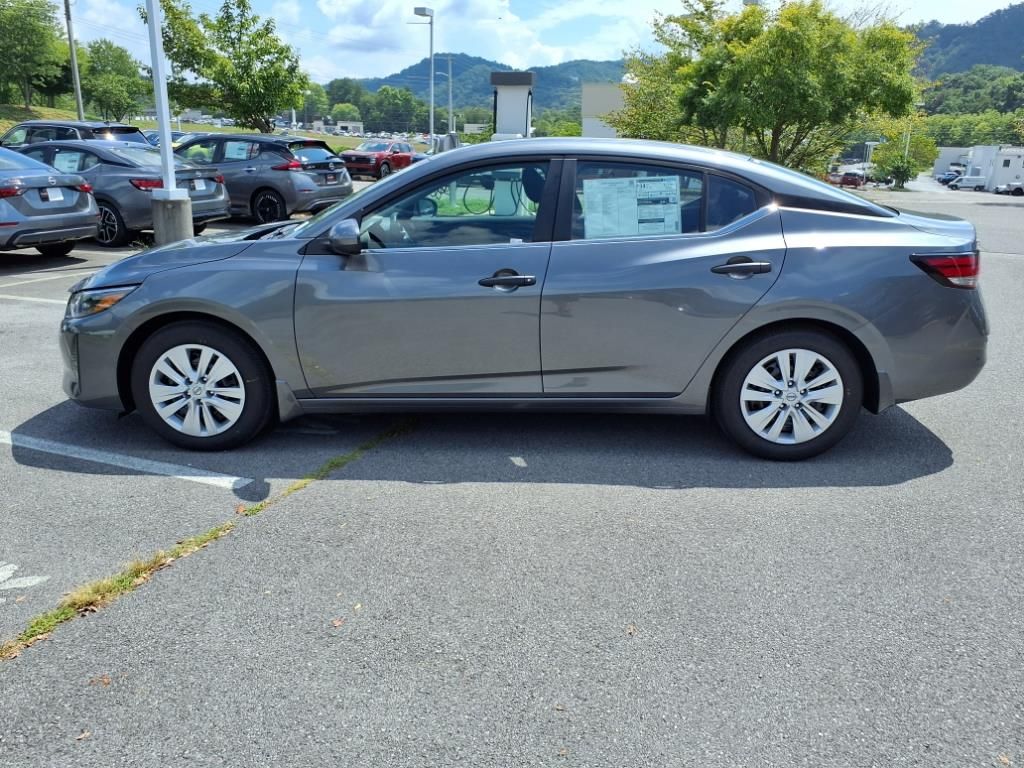 2025 Nissan Sentra S photo 6