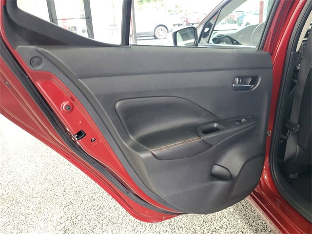2020 Nissan Versa 1.6 SR photo 23